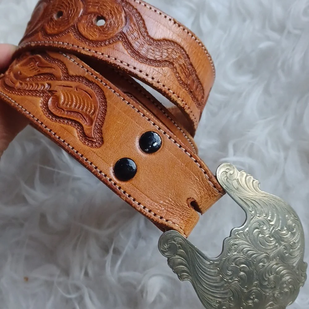 Leather carved belt