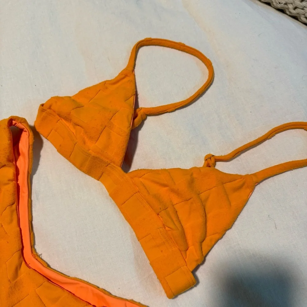 frankie’s bikini