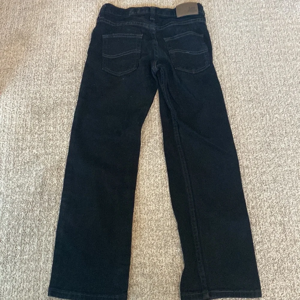 Lee size youth