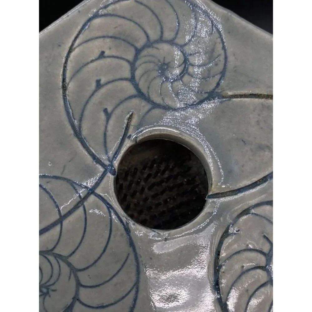 Ikebana studio pottery