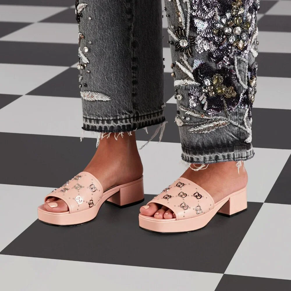Gucci detailing stud slip