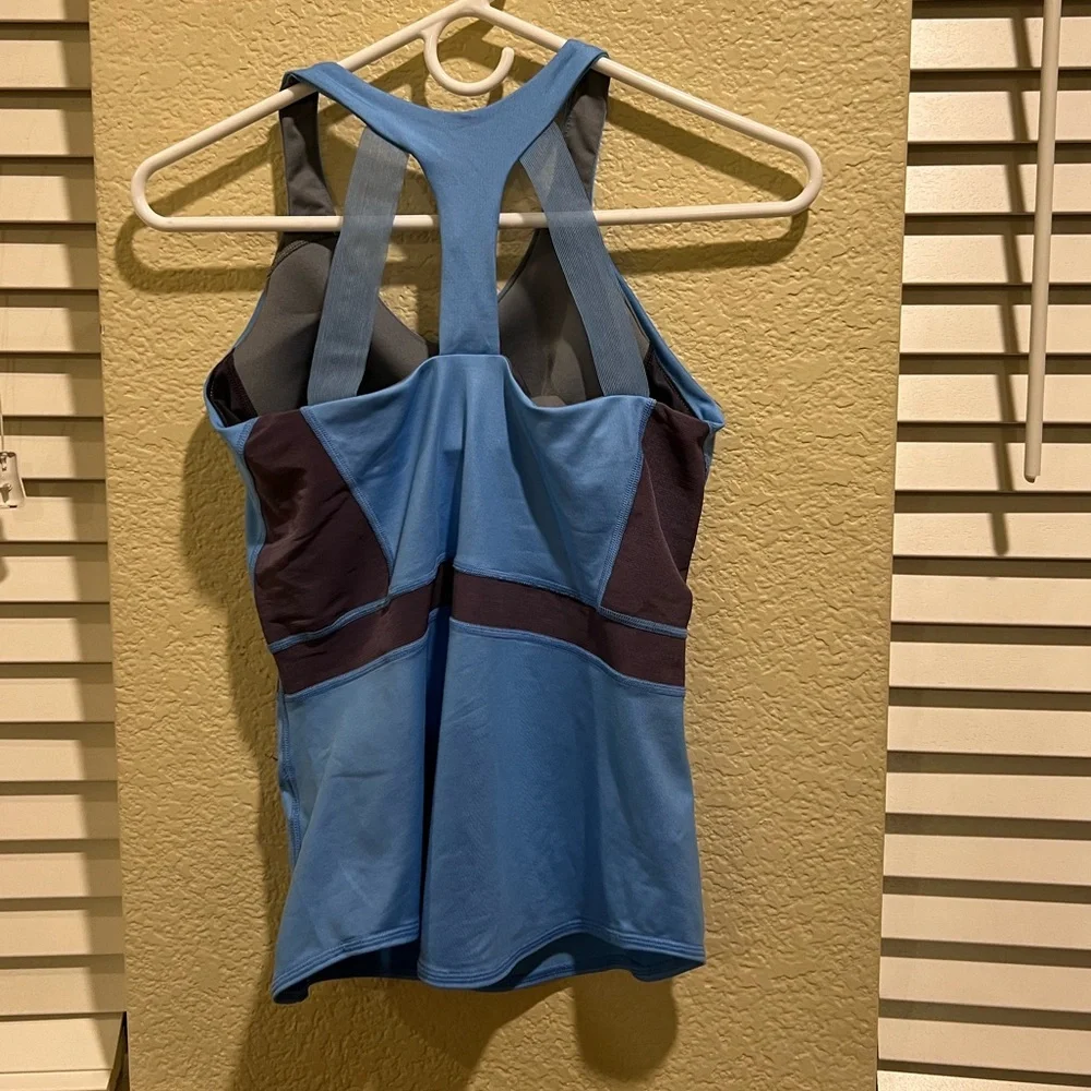 Nike workout tank