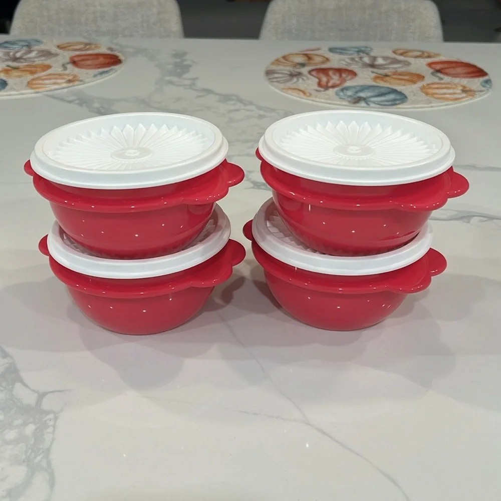 Tupperware like new