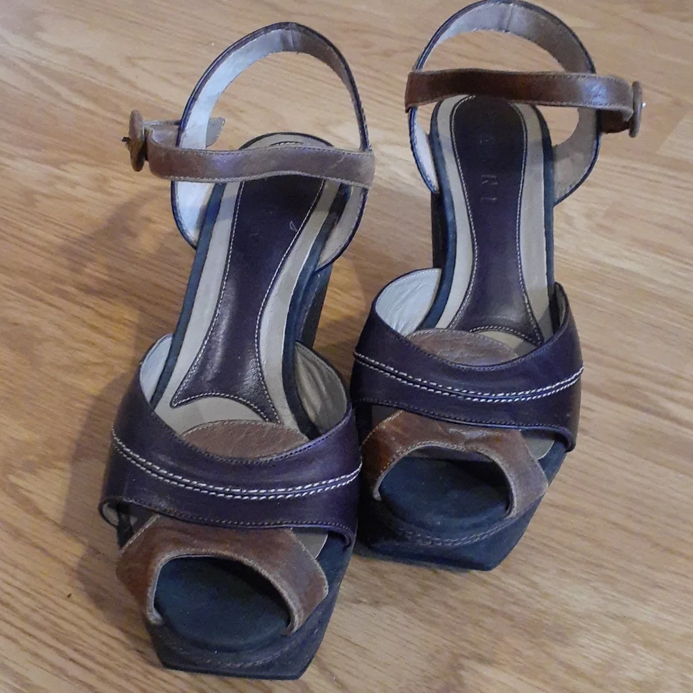 MARNI Brown Leather Platform Wedges Sandals Sz 37/7