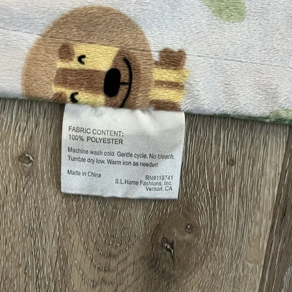 SL Home Fashions | Lion Giraffe Monkey Jungle Baby Blanket Soft 30x40 Rn 119741