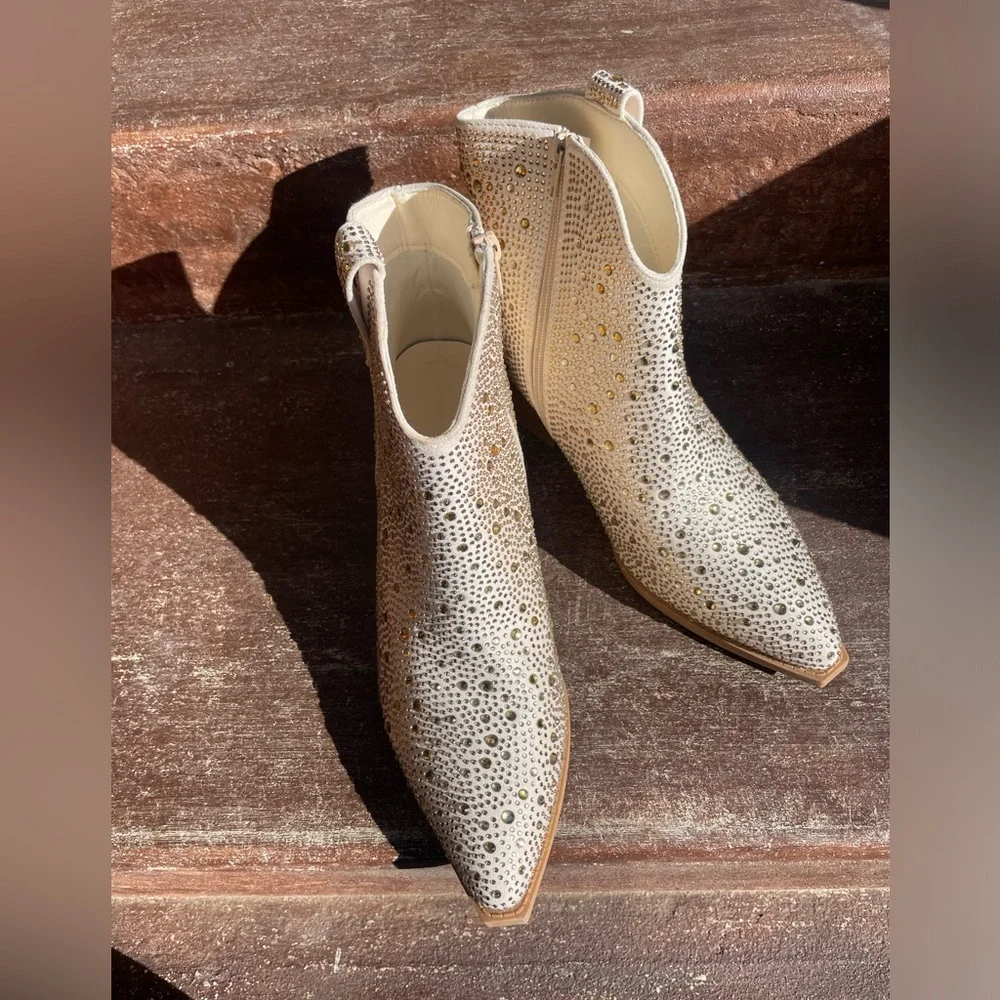 NWOT Boutique Cream Western Booties with Gold Gemstones— Perfect for NFR Rodeo