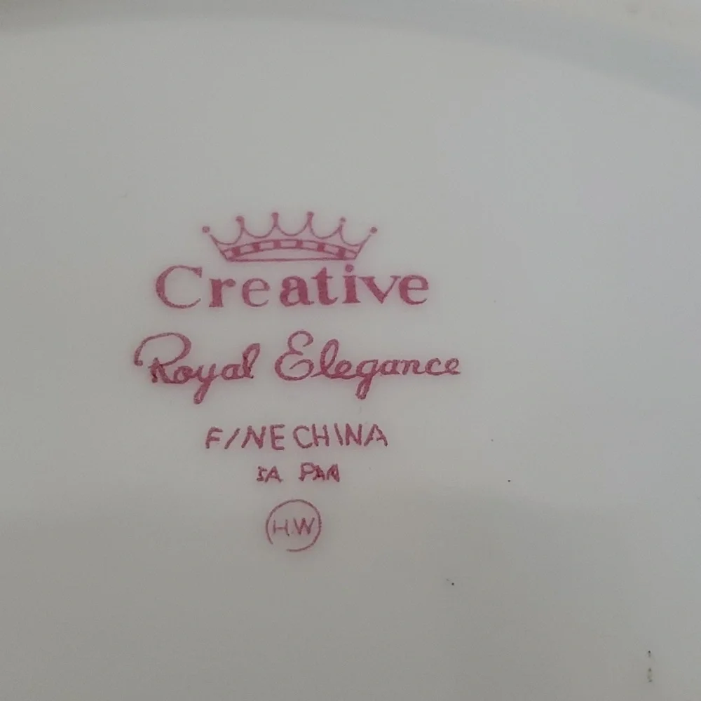 Royal Elegance creative royal