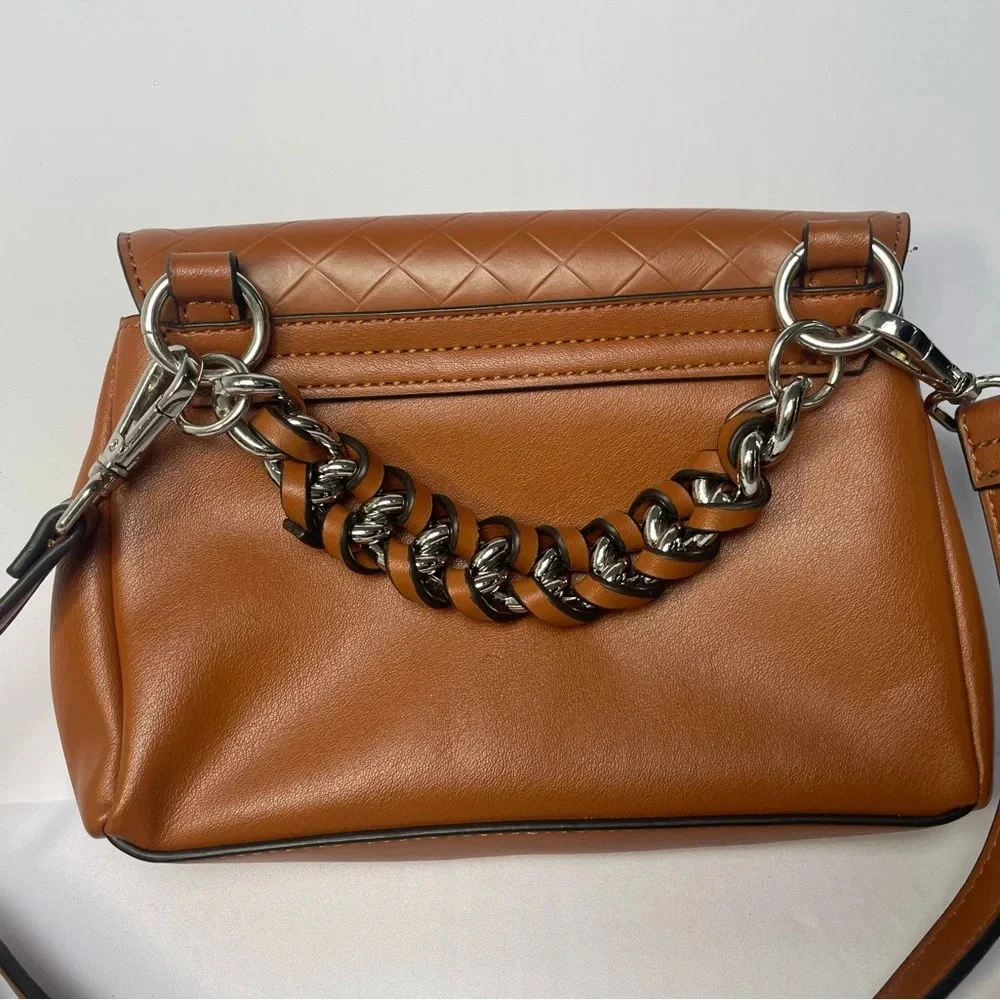 strap measures
