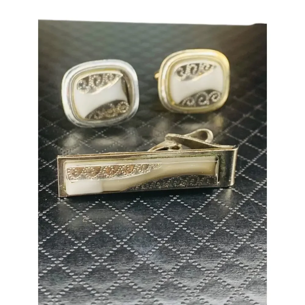 Unbranded tie cufflinks gray