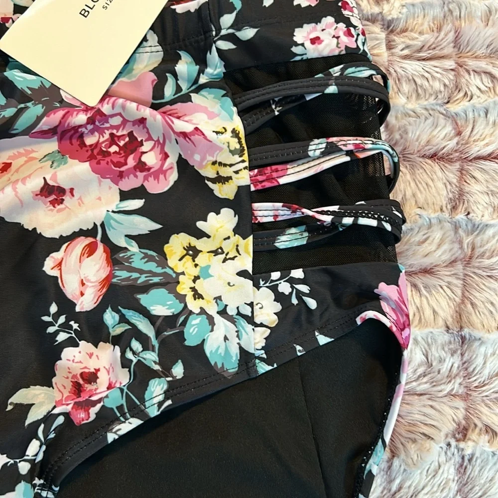 BloomChic pc swim