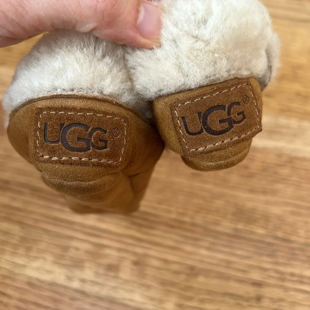 UGG Baby Infant Suede Booties Slipper Shoes 4-12M (Size 2/3)