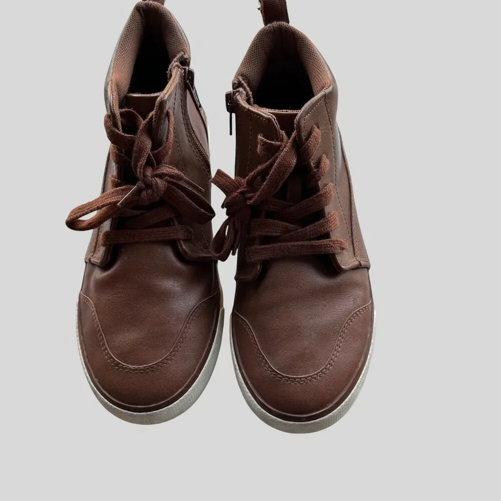 Balance Man Made boys shoes