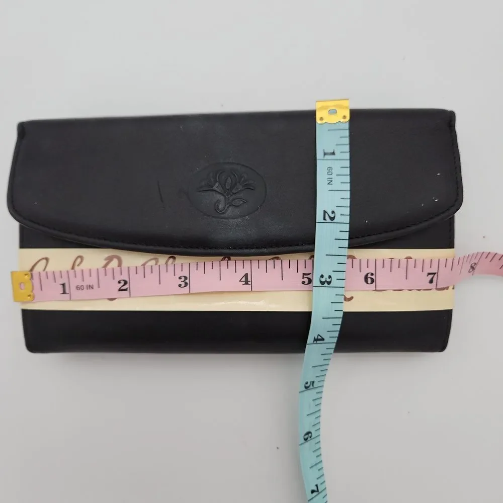 Buxton vintage wallet