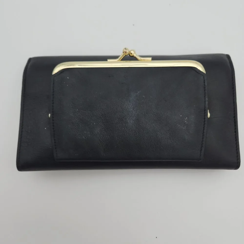 Buxton vintage wallet