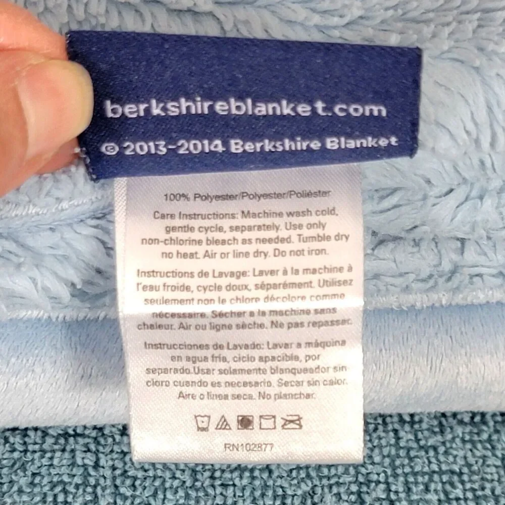 Berkshire Blanket Throw Light Blue 100% Polyester Velvety Plush & Faux Fur 48x60