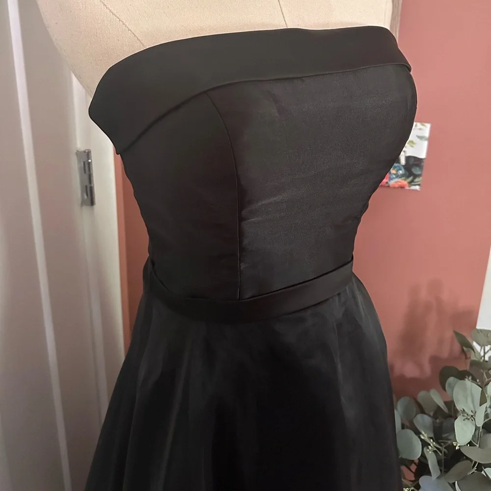 Vintage Mori Lee by Madeline Gardner black strapless sheer zipper 3/4 dress