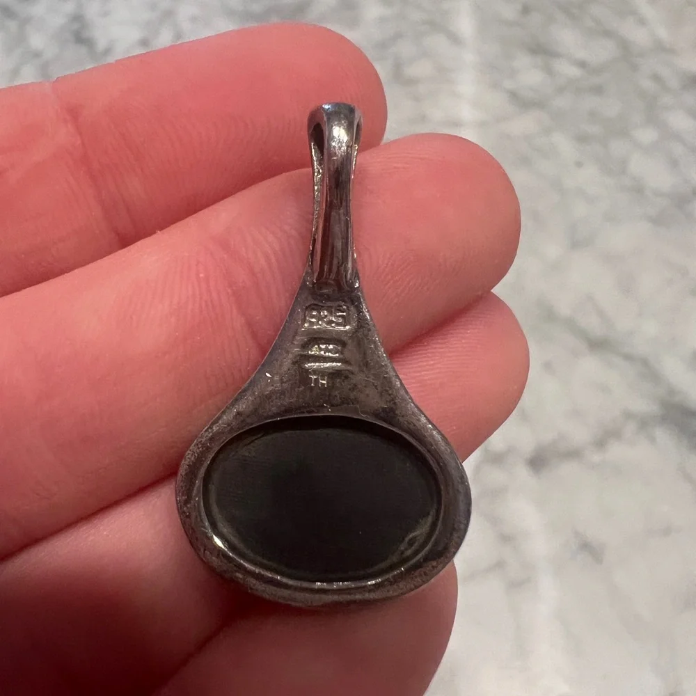 N/A elegant silver
