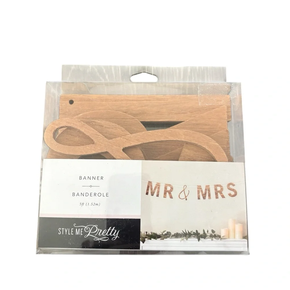 Style Me Pretty or wooden