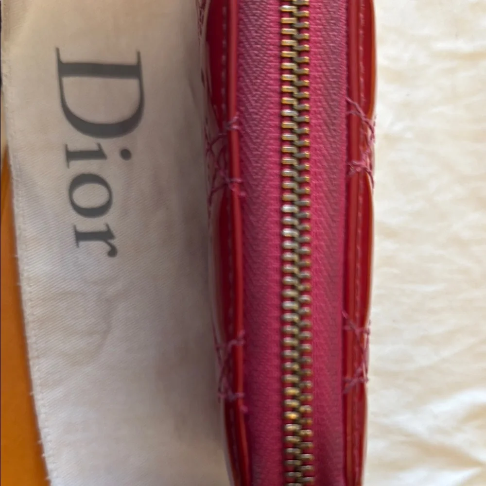 Dior elegant wallet