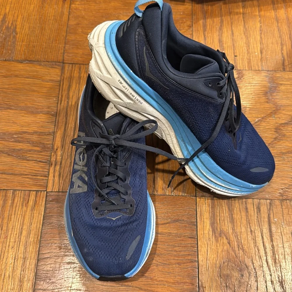 Hoka One One hoka bondi