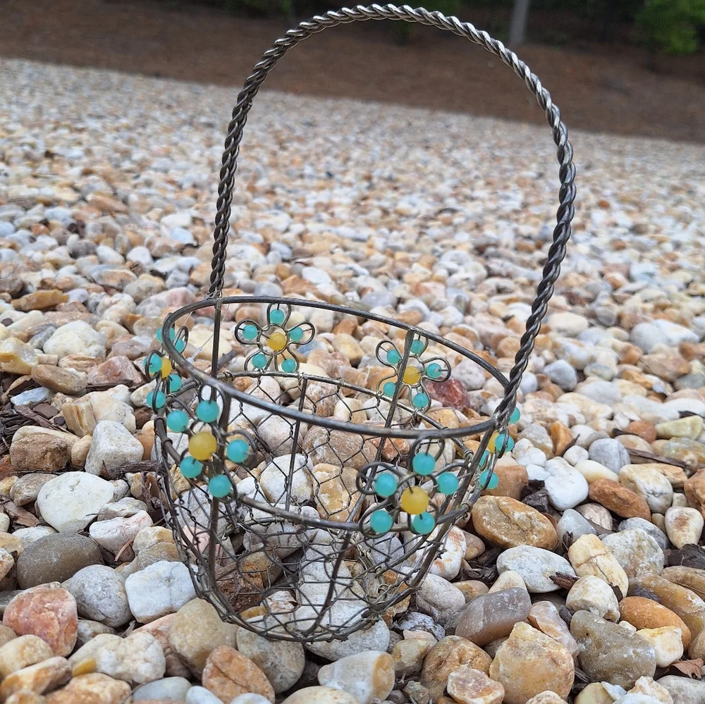 N/A easter basket