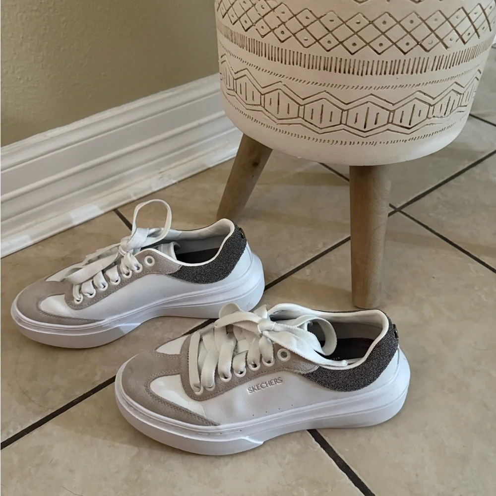Sketchers Martha Stewart
