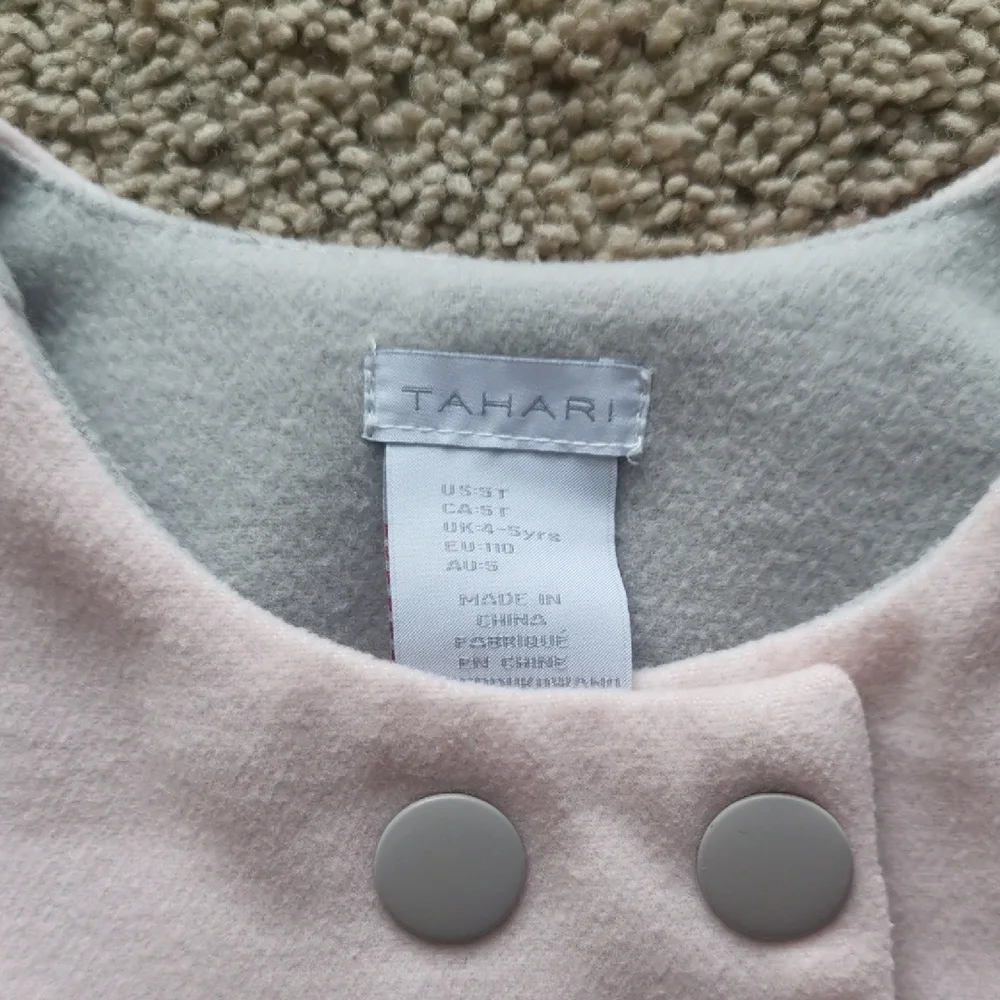 Tahari excellent worn