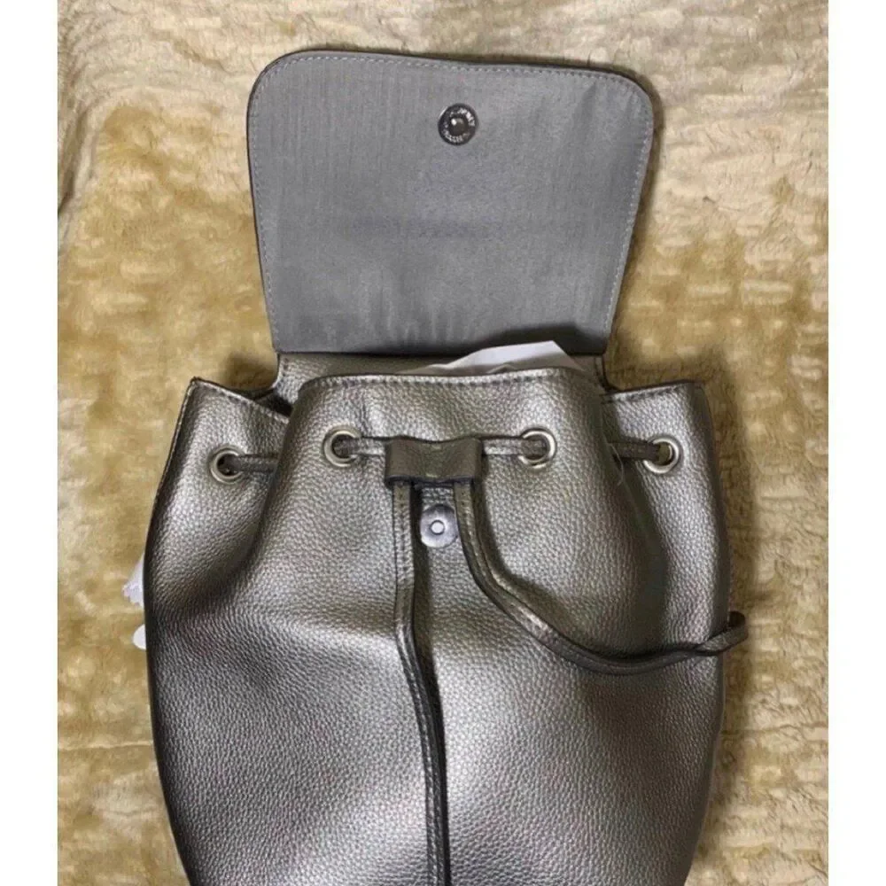 Icing nwt women
