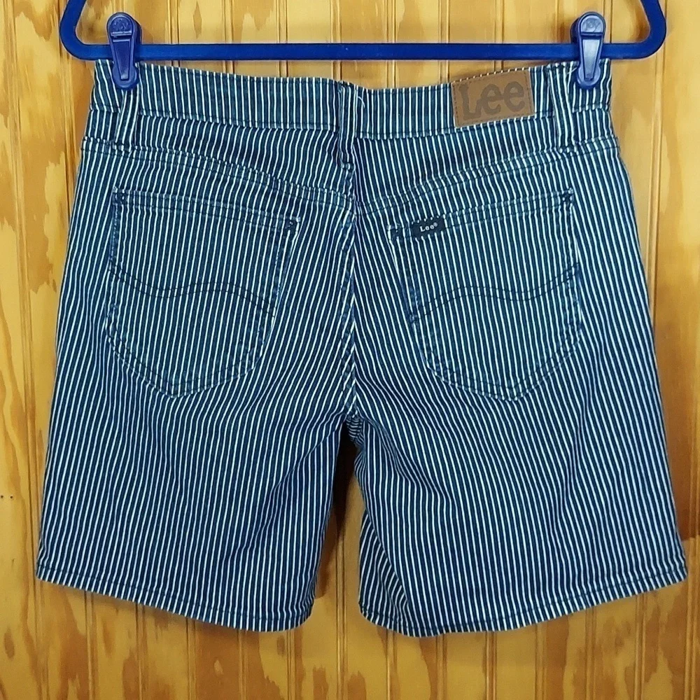 Lee pin stripe