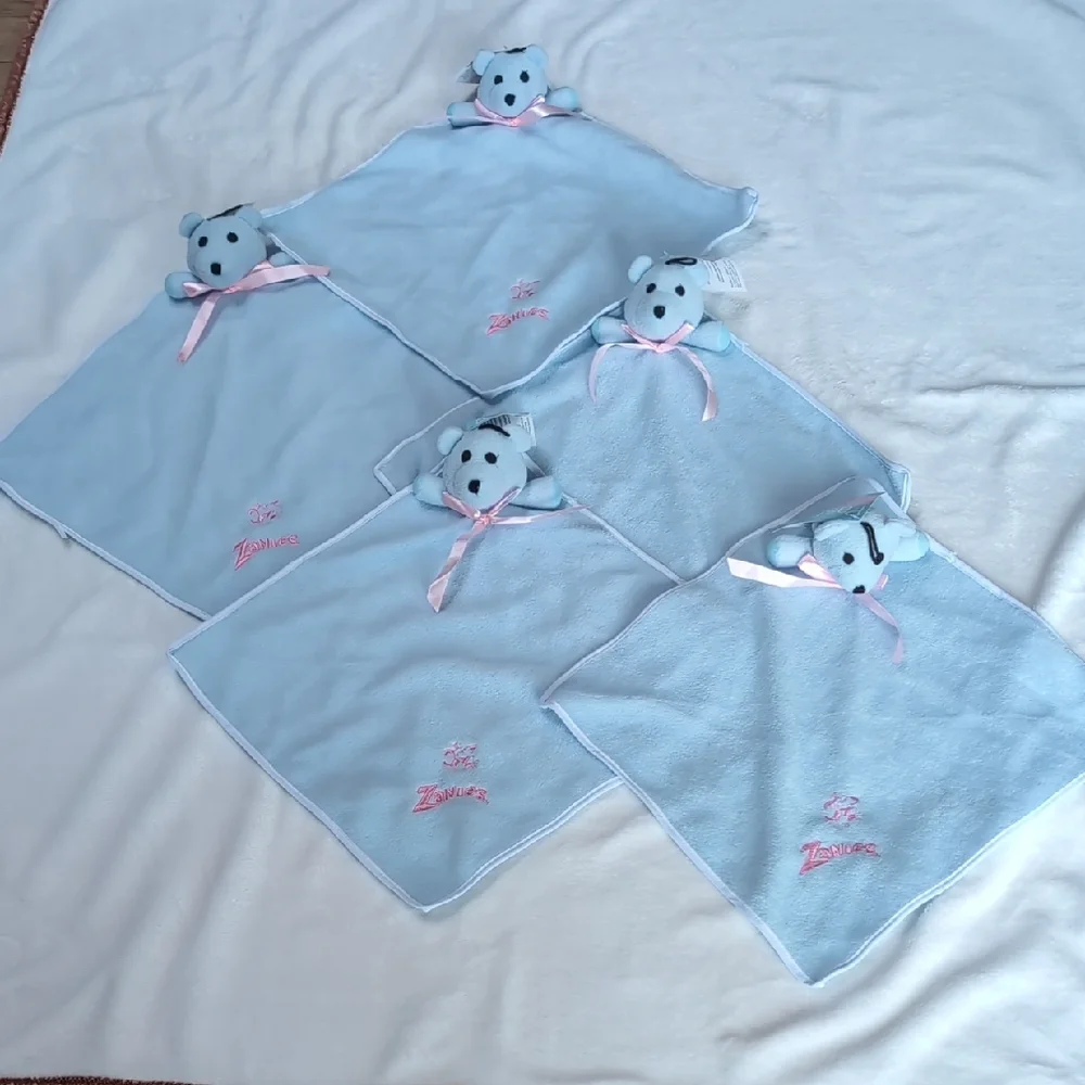 Zanies dog blanket with Bear Plush squeaker