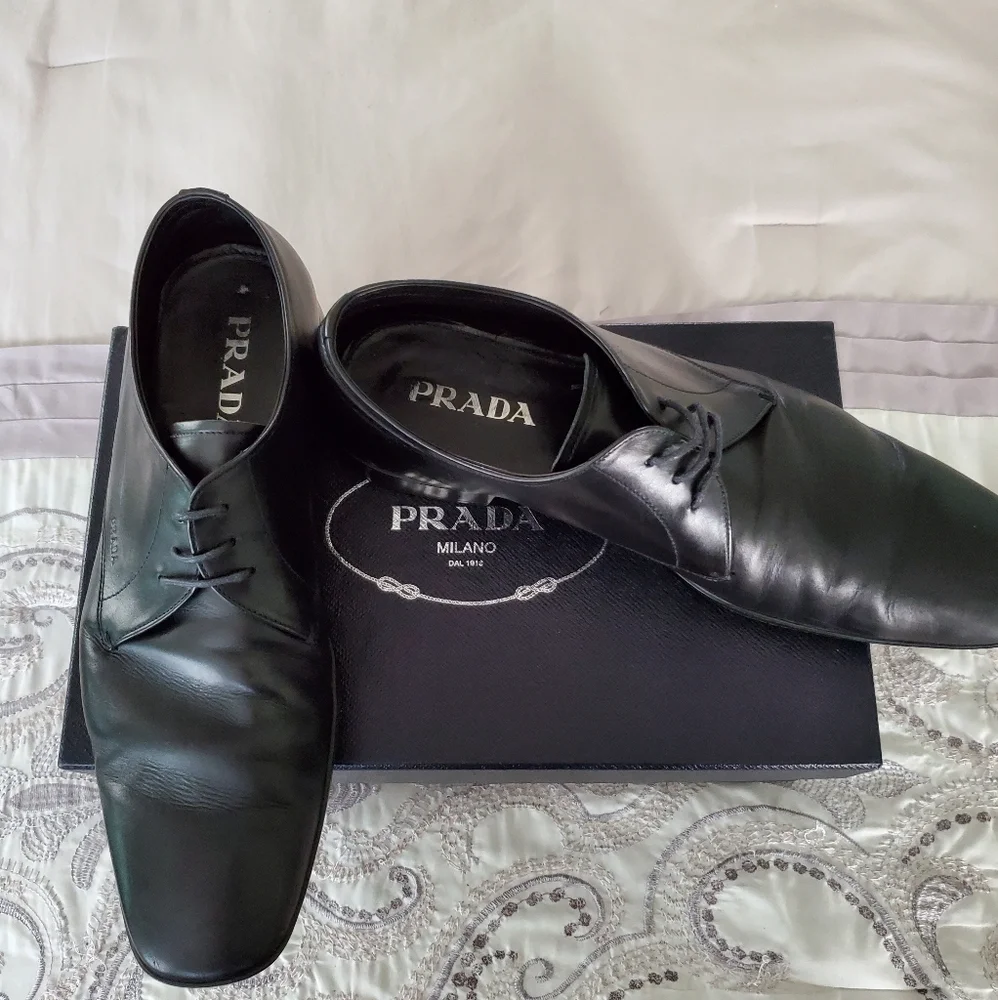 Prada men black
