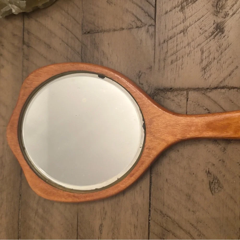N/A charming vintage