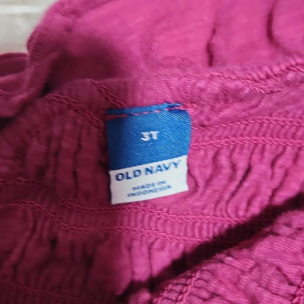Old Navy size 3t