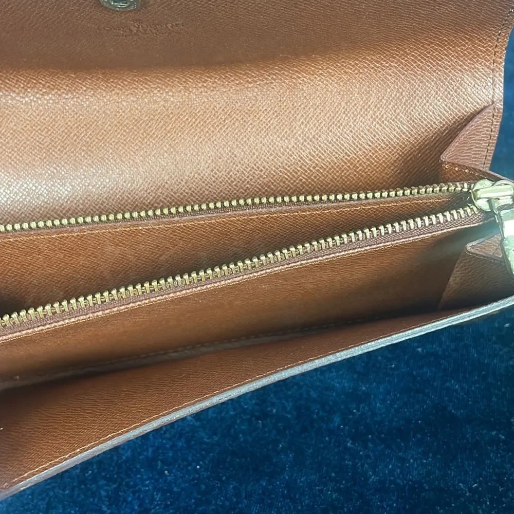 Louis Vuitton guaranteed euc louis
