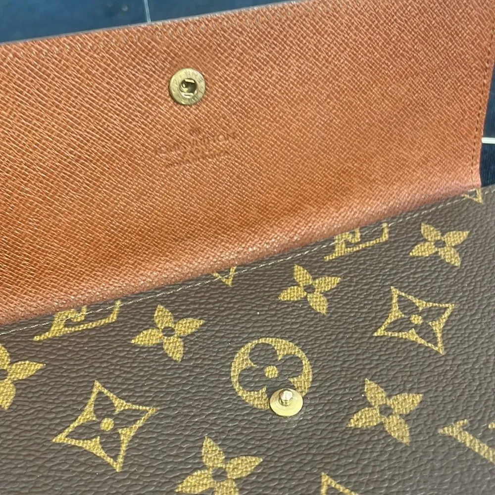 Louis Vuitton questions style free