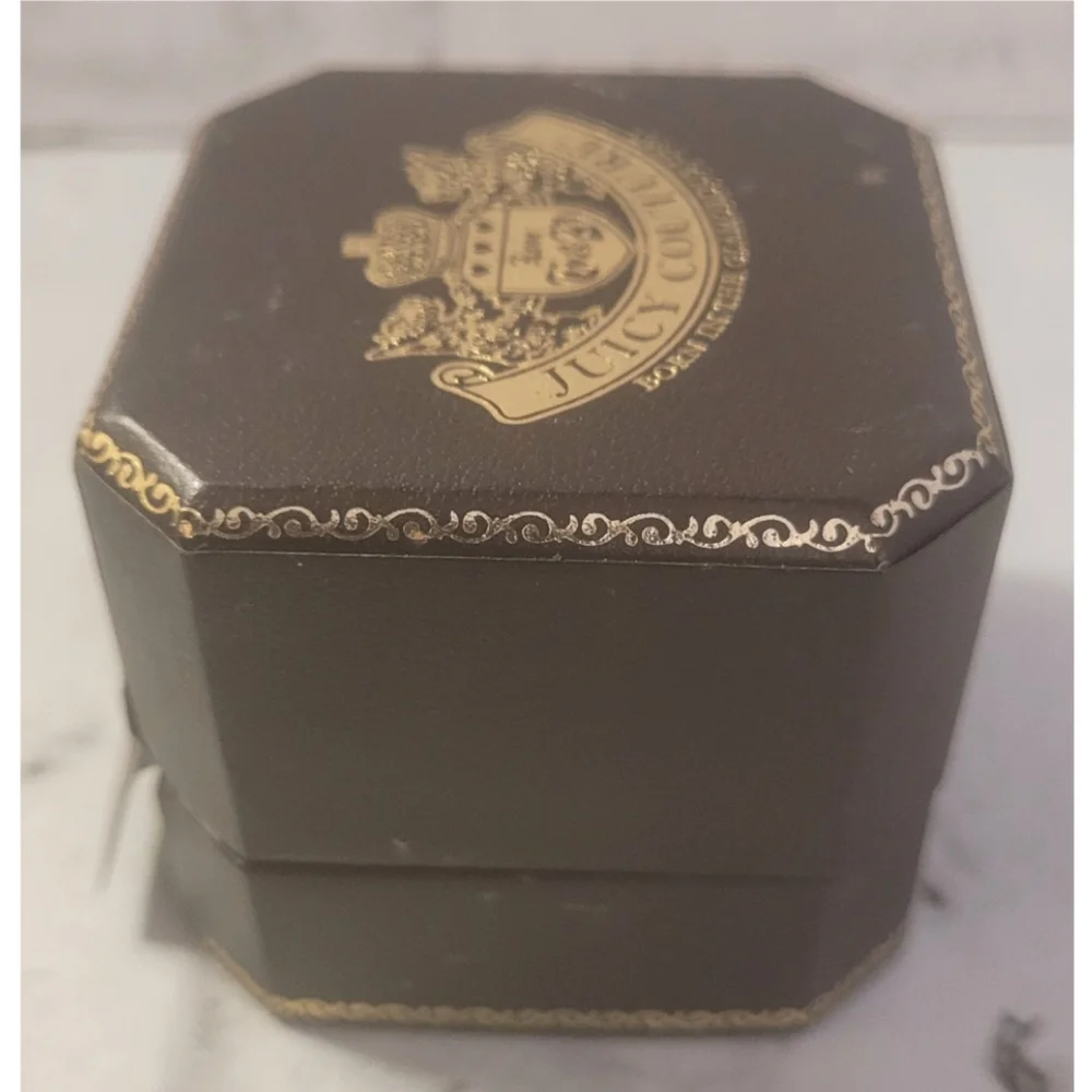 Juicy Couture this beautiful