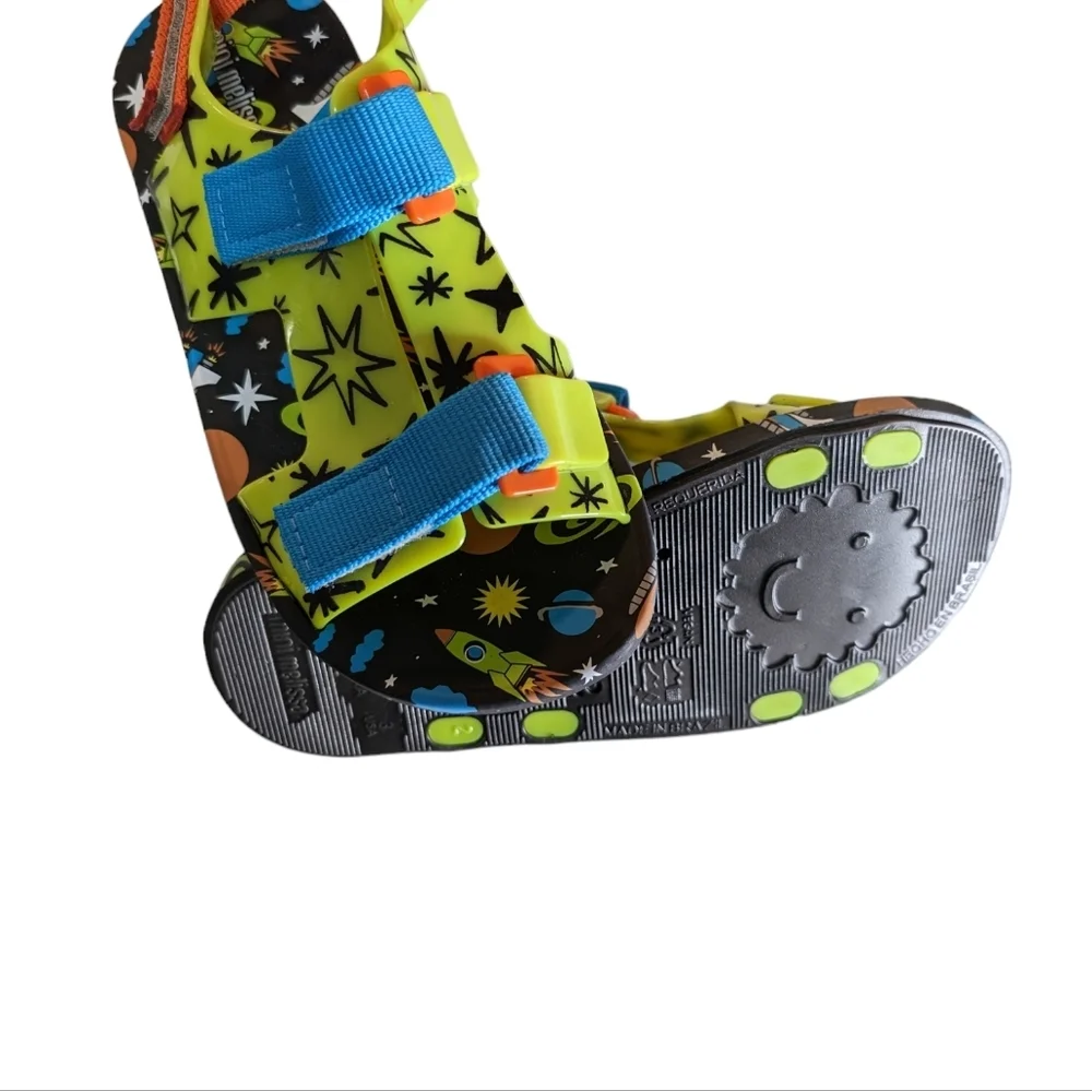 Mini Melissa crafted signature
