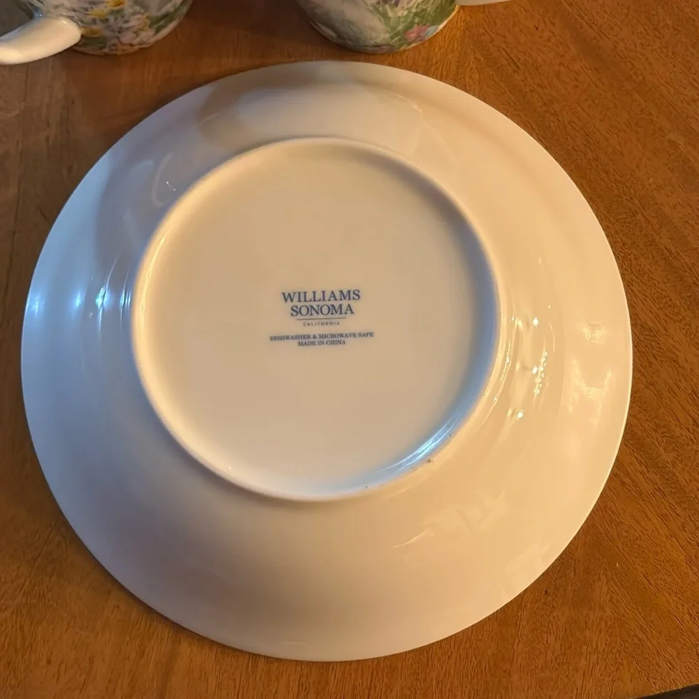 Williams Sonoma discontinued bowl