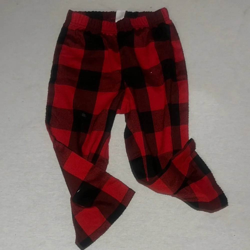 Cozy Kids Size 2T Plaid Pajama Pants - Red and Black.