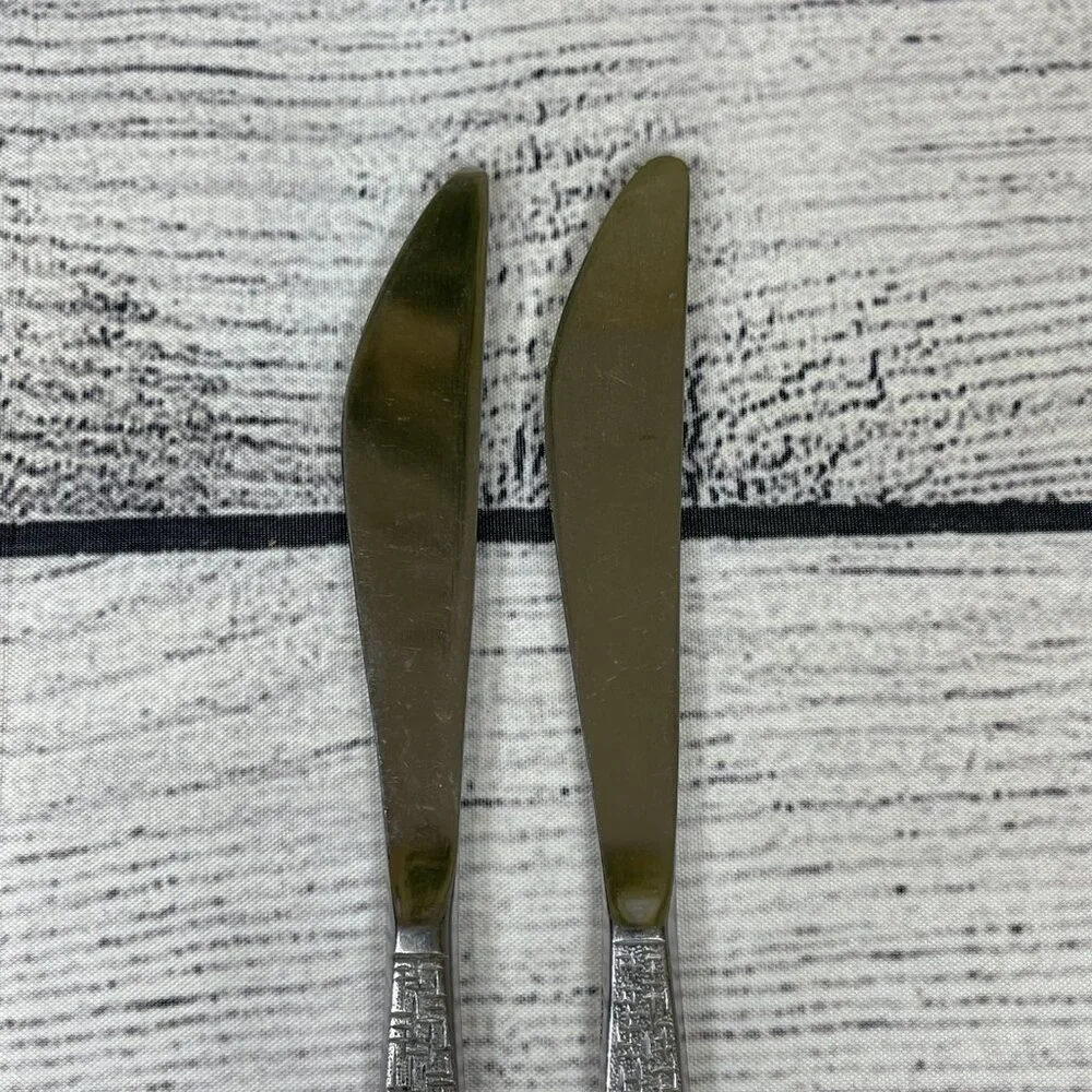 TWA knife basketweave