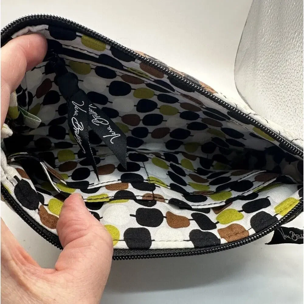 Vera Bradley excellent please