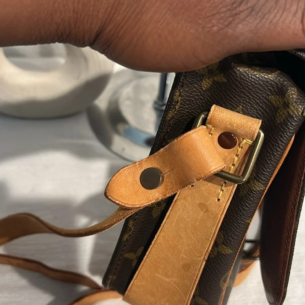 strap corners