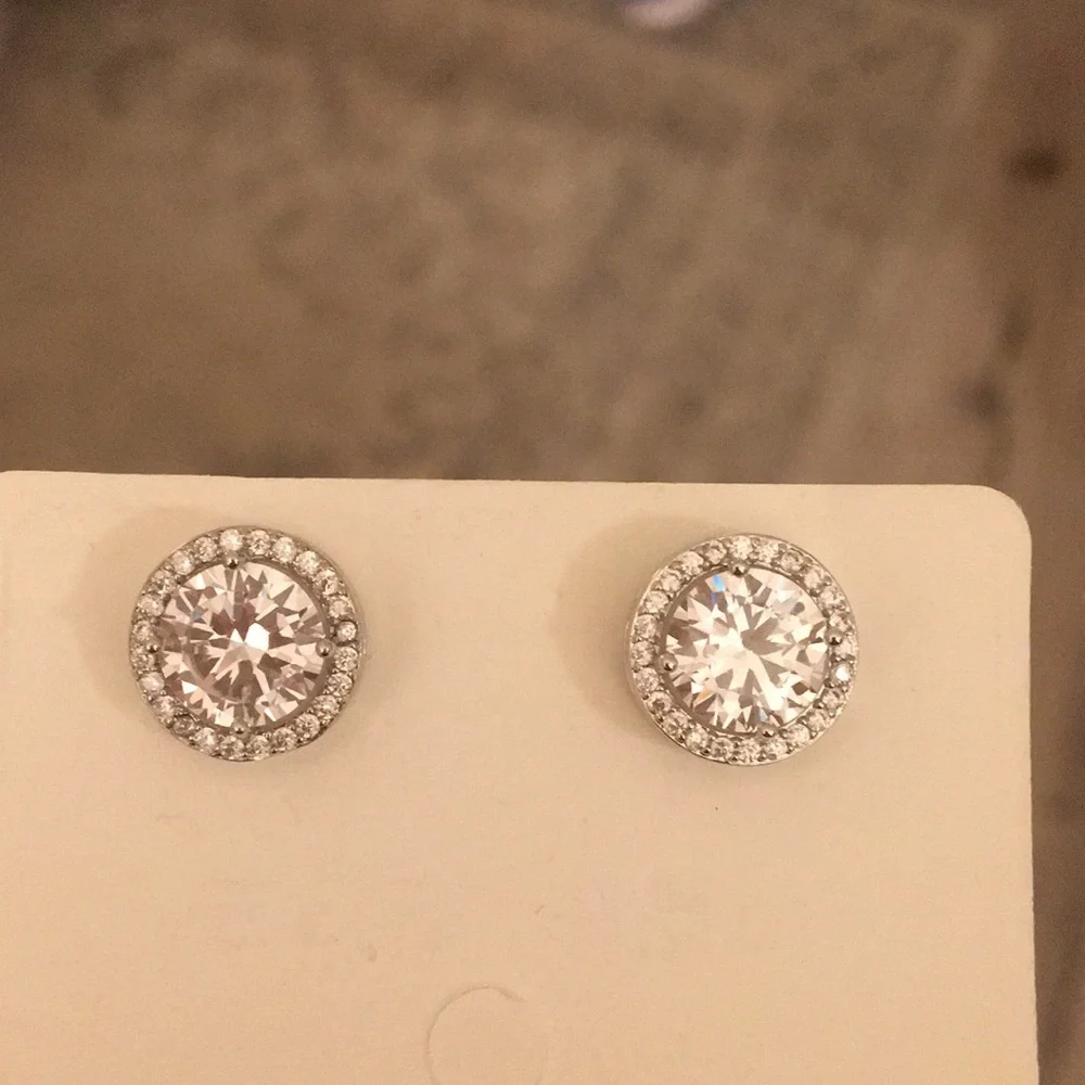 N/A new stunning