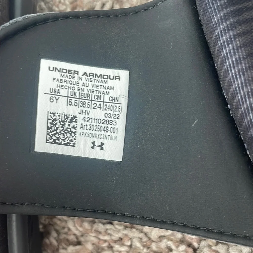 Under Armour slide black