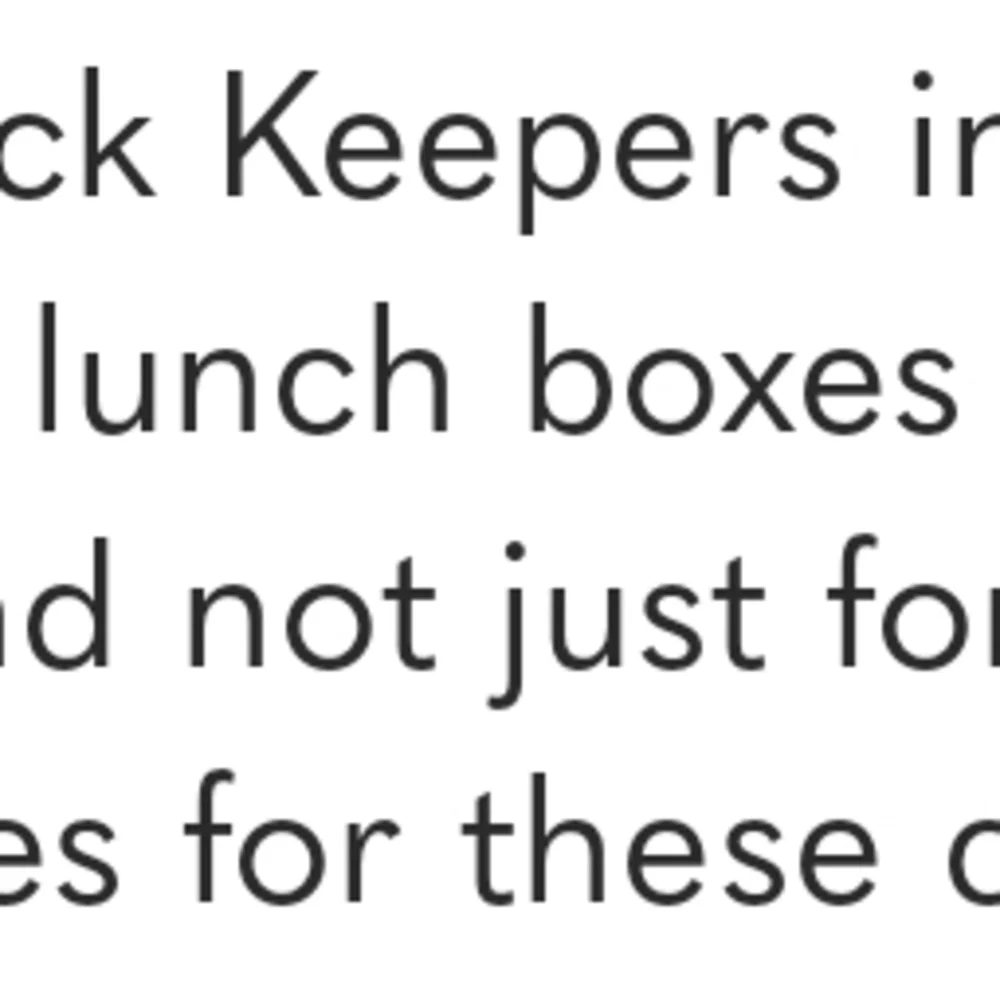 Tupperware set sandwich