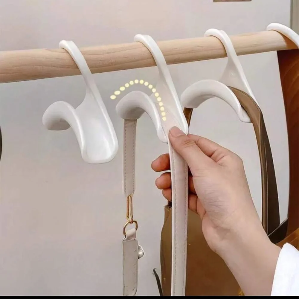 N/A pack hangers