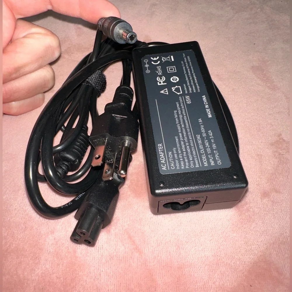 🆕 labtop Charger