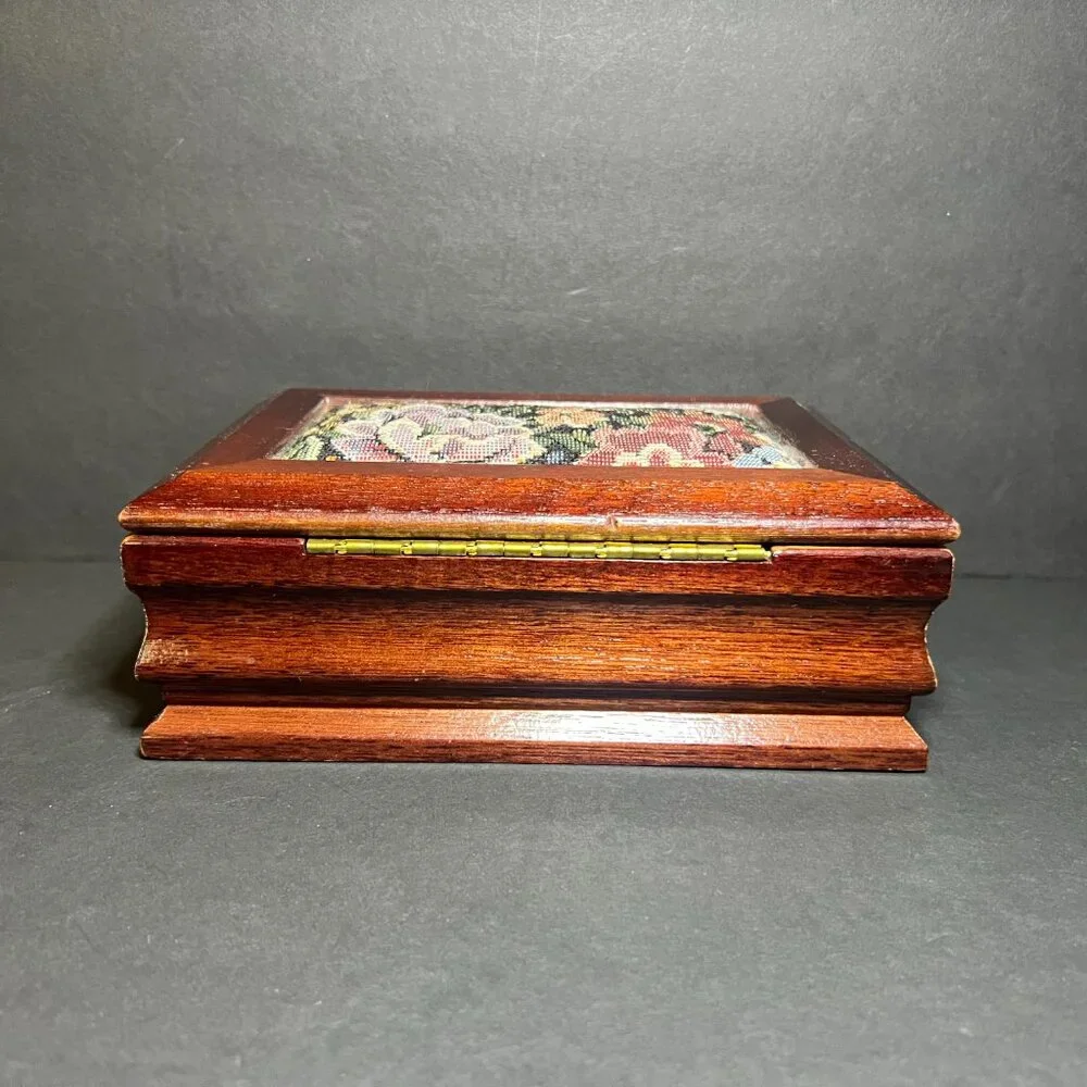 N/A selling vintage