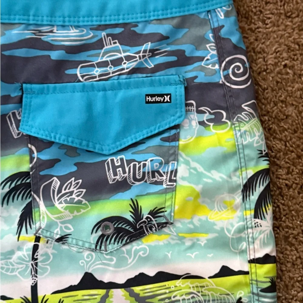 Hurley vibrant swim