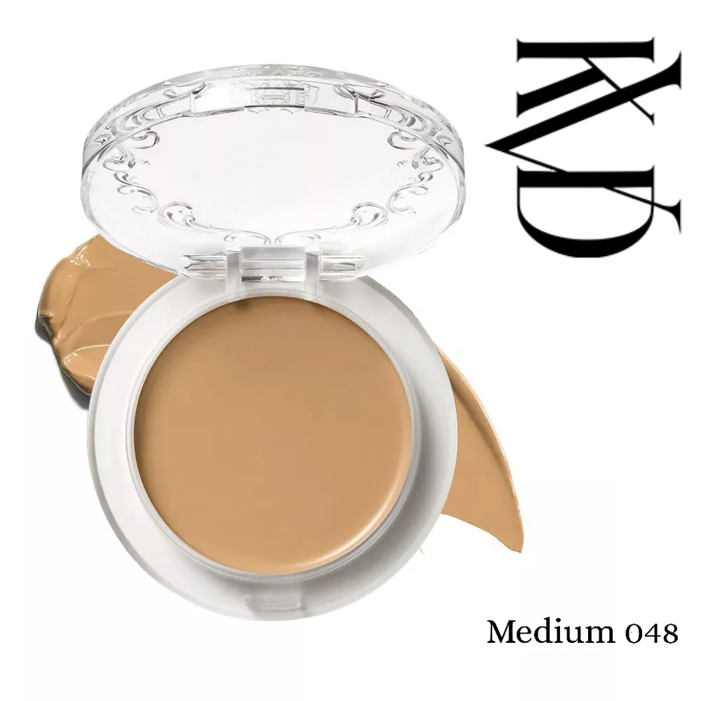 Kat Von D achieve flawless